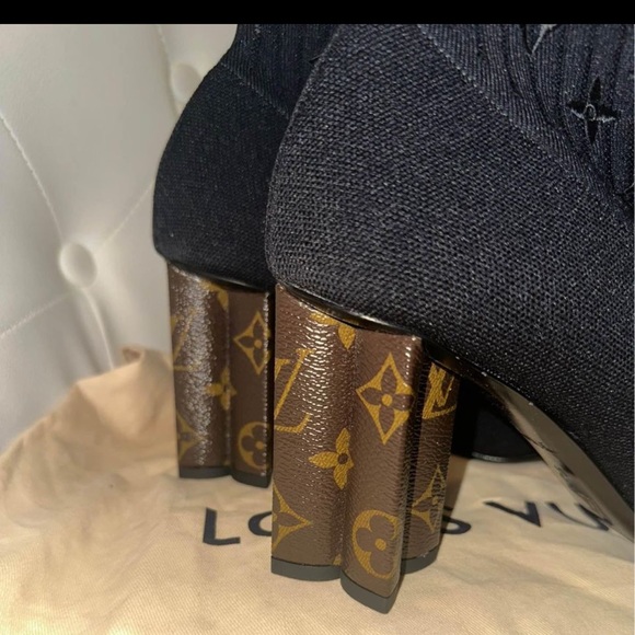 Louis Vuitton Silhouette Ankle Boot - Picture 2 of 6